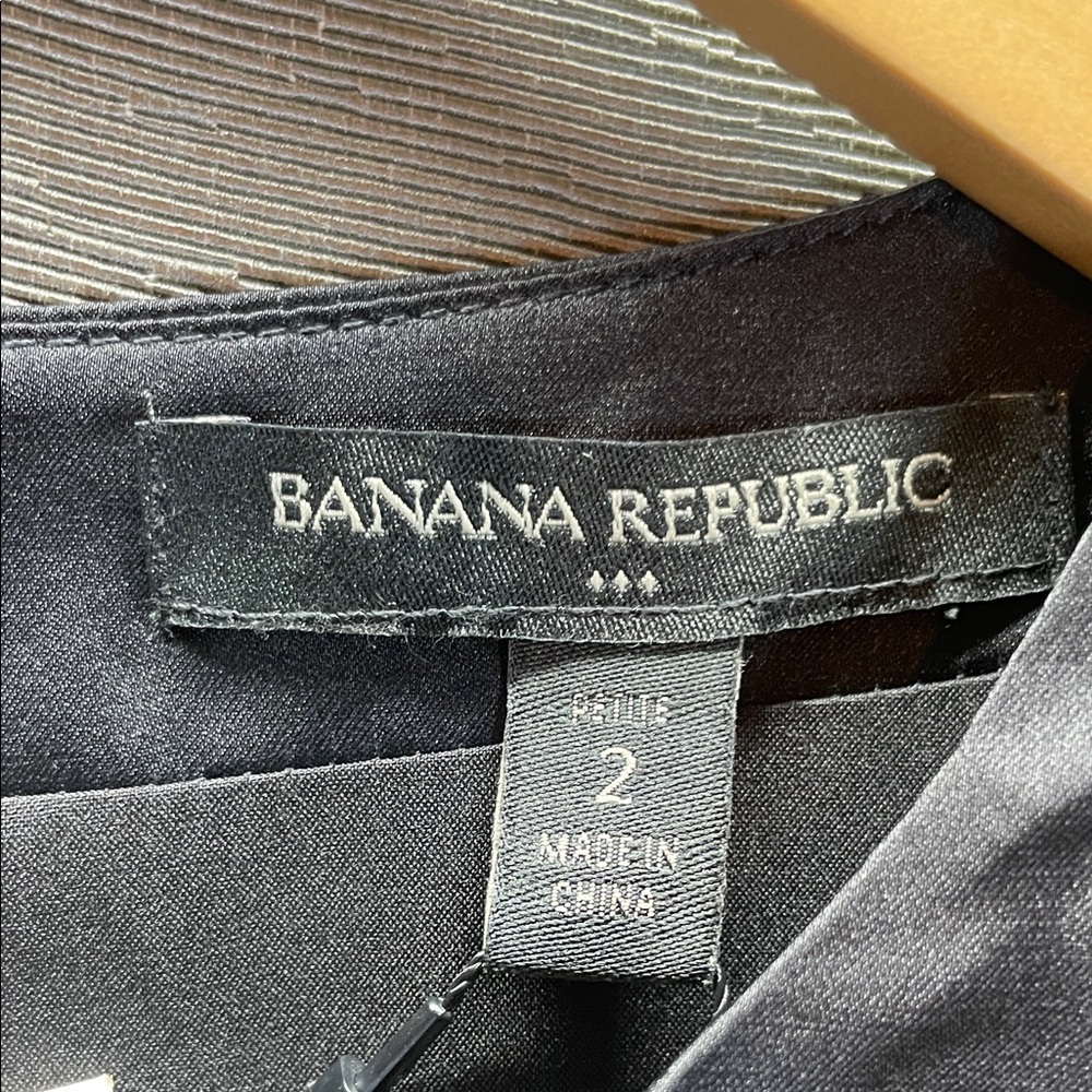 Banana Republic Elegant Black Satin Mini Dress - Picture 2 of 10